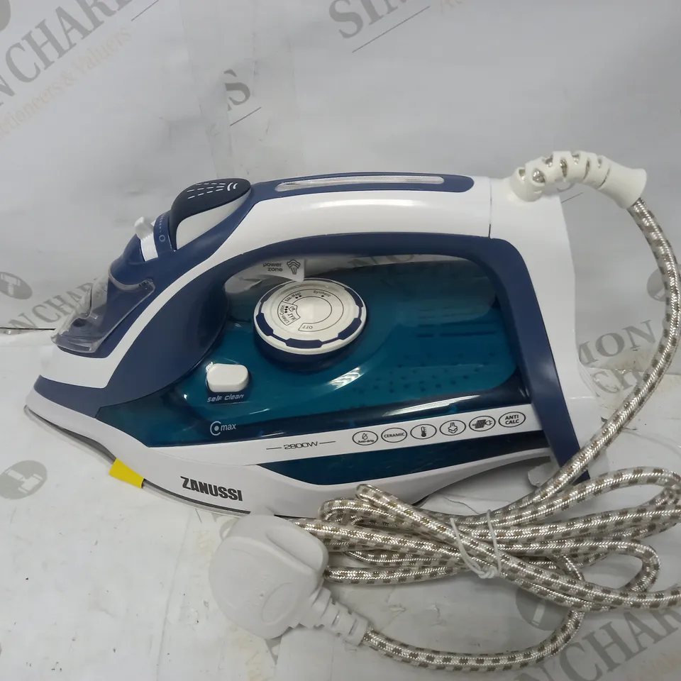 ZANUSSI ZSI-9270-BL IRON DRY & STEAM IRON, BLUE & WHITE