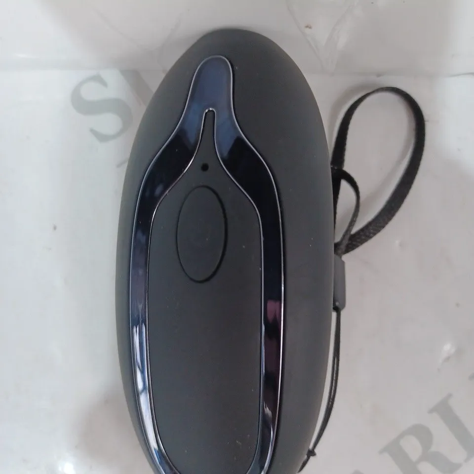 BOXED QUEENMEW HANDHELD ULTRASONIC DOG TRAINER