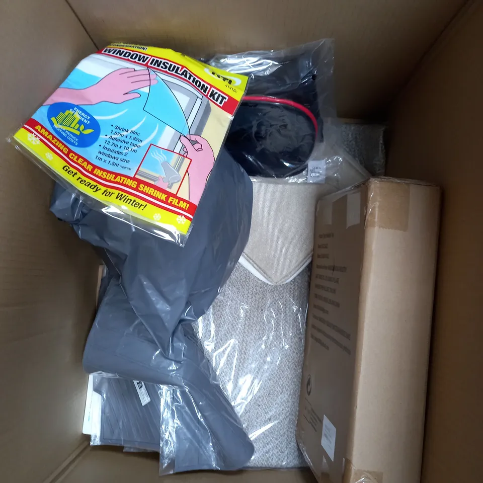 BOX OF APPROXIMATELY 10 HOUSEHOLD ITEMS TO INCLUDE - KOOLPAK INSTANT ICE PACKS - HYPE CHALK DUST LUNCH BOX - DEADFAST MOUSE & RAT KILLER - ETC