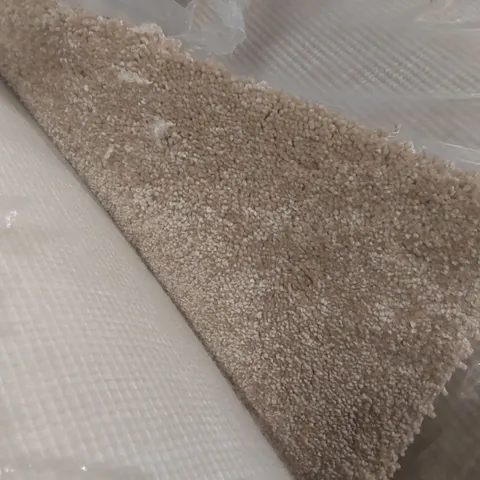 ROLL OF QUALITY CAMDEN FINESSE ELITE CARPET - APPROXIMATELY 7.5 x 5m