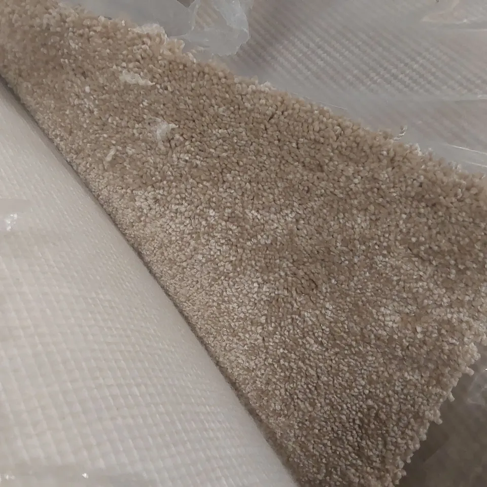 ROLL OF QUALITY CAMDEN FINESSE ELITE CARPET - APPROXIMATELY 7.5 x 5m