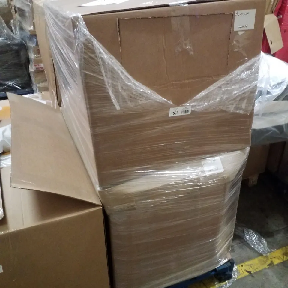 PALLET CONTAINING ASSORTED BEDDING INCLUDING PILLOWS & BEAN BAG