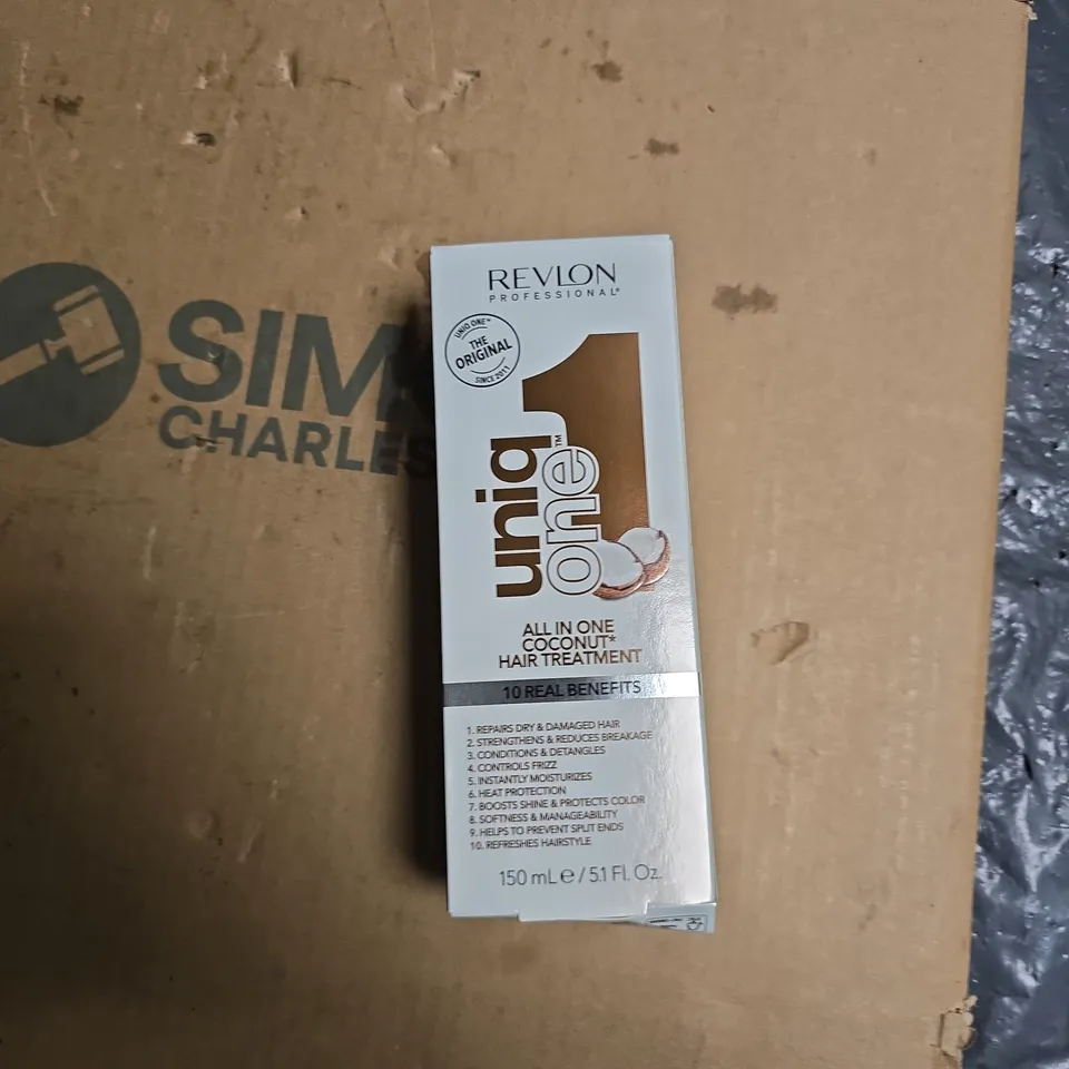 TOTE OF APPROXIMATELY 20 ASSORTED COSMETICS TO INCLUDE: REVLON COCONUT HAIR TREATMENT