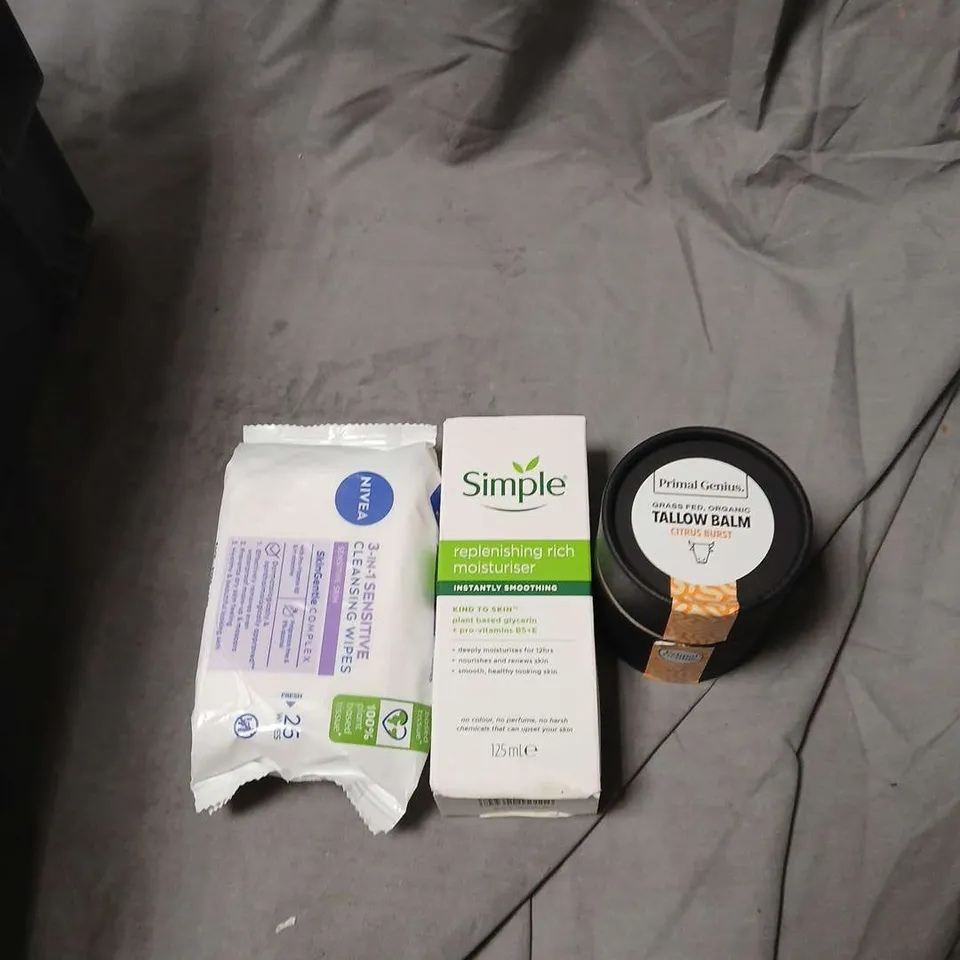 APPROXIMATEY 20 ASSORTED HEALTH AND BEAUTY PRODUCTS TO INCLUDE - SIMPLE REPLENISHING RICH MOISTURIZER.