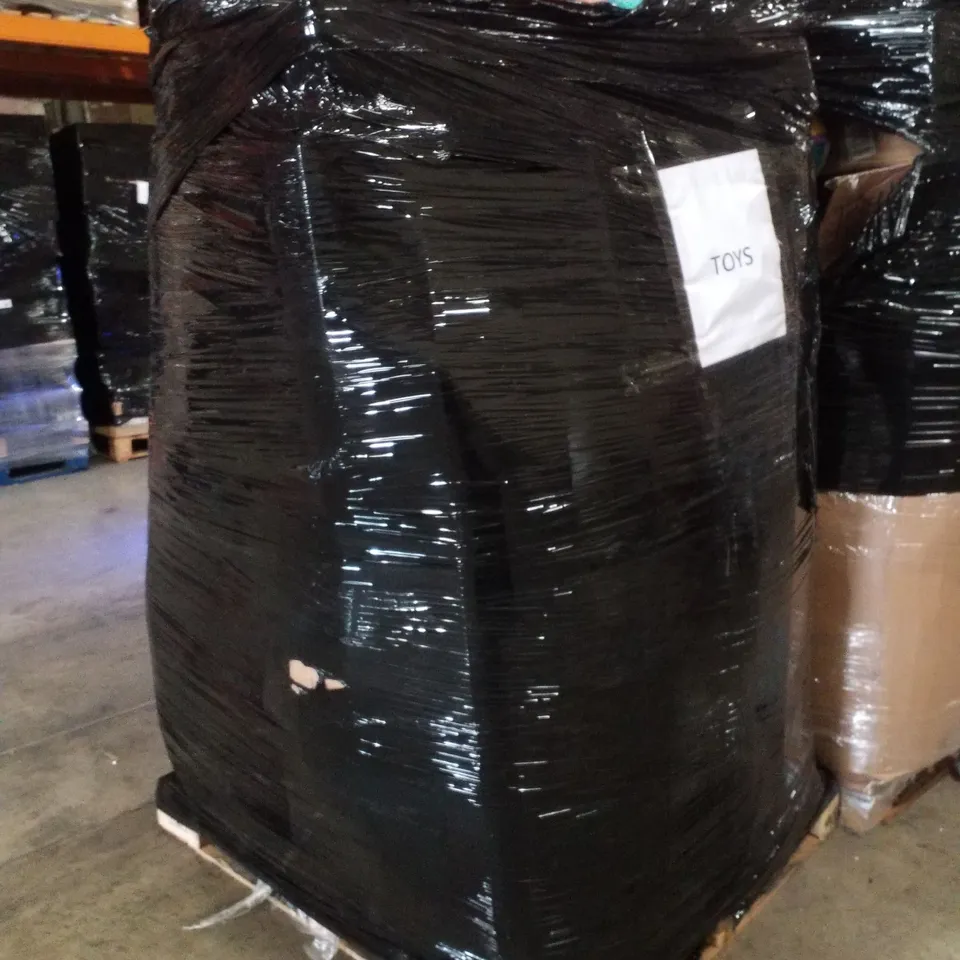 PALLET CONTAINING ASSORTED CHILDRENS TOYS