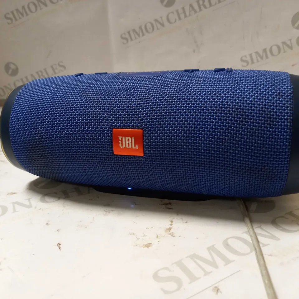JBL CHARGE 3 PORTABLE SPEAKER