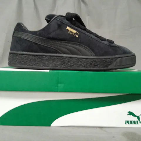 BOXED PAIR OF PUMA SUEDE XL SHOES IN BLACK UK SIZE 6.5