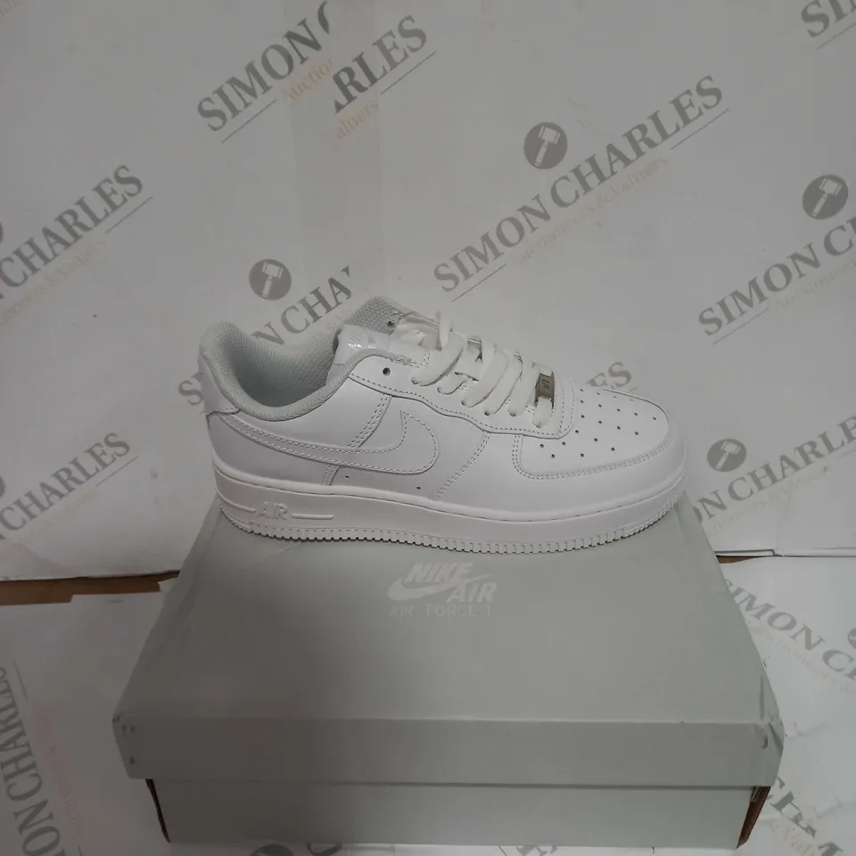 BOXED PAIR OF NIKE WHITE AIR FORCE ONES SIZE 5.5