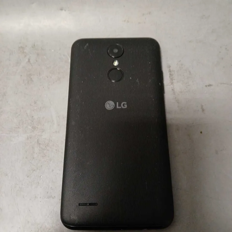 LG BLACK MOBILE PHONE 