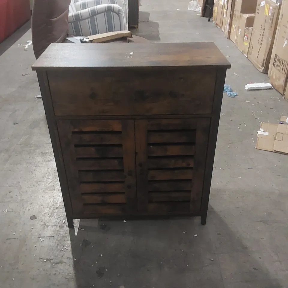 DESIGNER 2-DOOR, 1-DRAWER CABINET