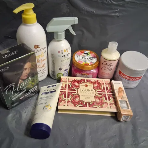 APPROXIMATELY 20 ASSORTED HEALTH AND BEAUTY PRODUCTS TO INCLUDE; THE ORDINARY, MANCAVE, TREE HUT AND LICHEN