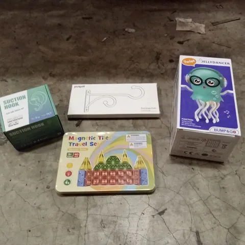 PALLET OF HOUSEHOLD GOODS AND PRODUCTS TO INCLUDE; SUCTION HOOK, PLANT HANGER HOOKS, TWIST JELLYDANCER TOY, MAGNETIC TILE TRAVEL SET