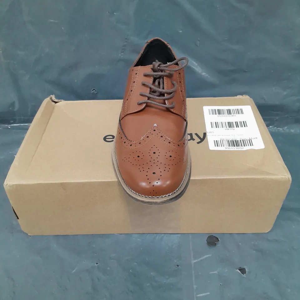 EVERYDAY MENS FORMAL LACE UP BROGUE SHOE - 8