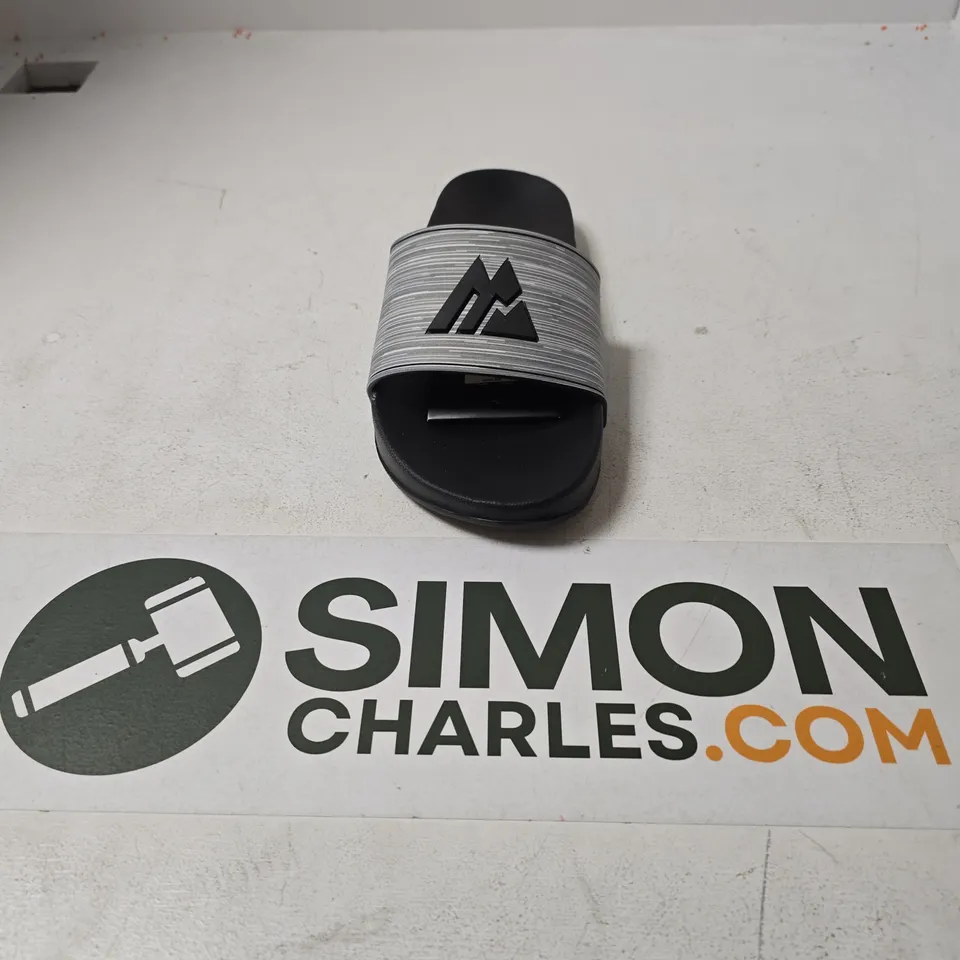 UNBOXED PAIR OF MONTIREX TRAIL SLIDES IN BLACK/PLATINUM GREY - UK 8