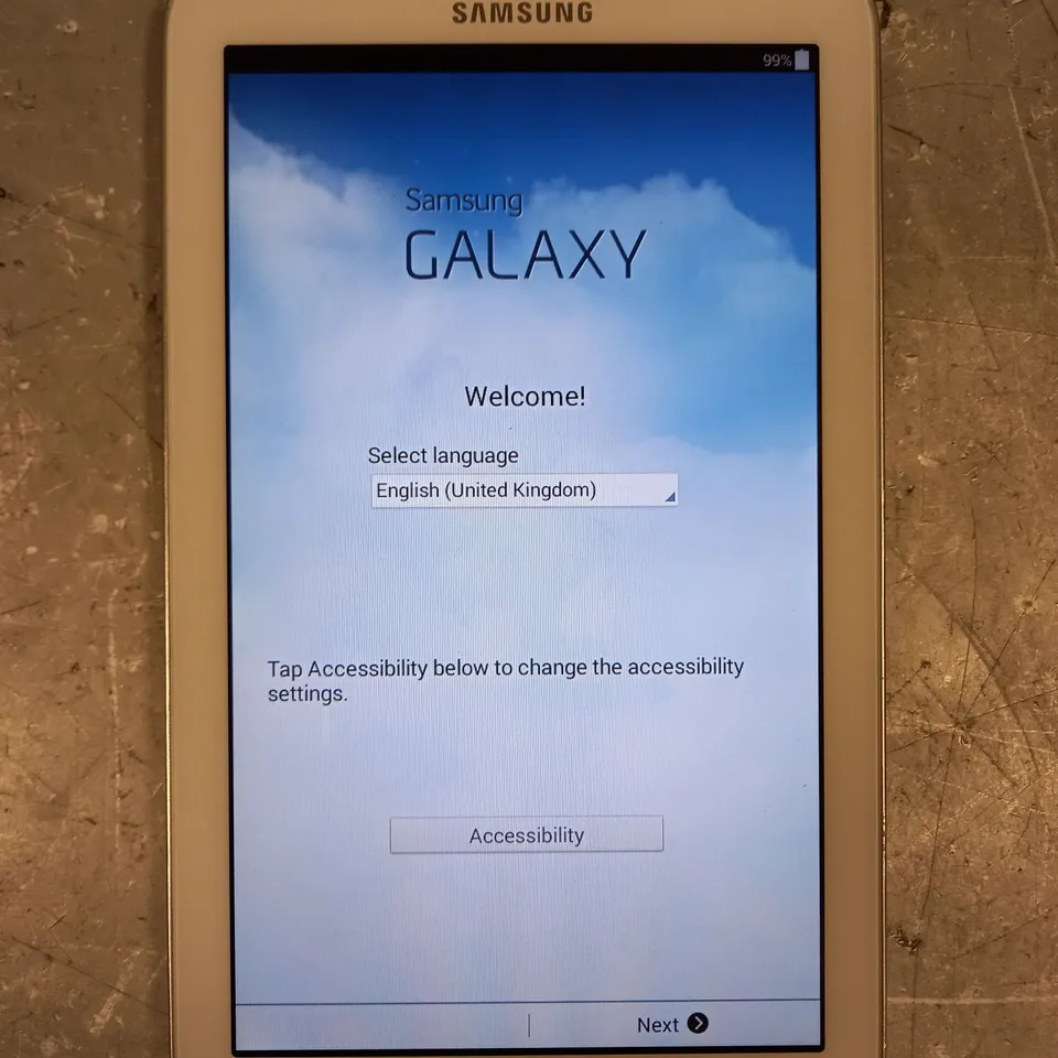 SAMSUNG GALAXY TAB 3 ANDROID TABLET IN WHITE