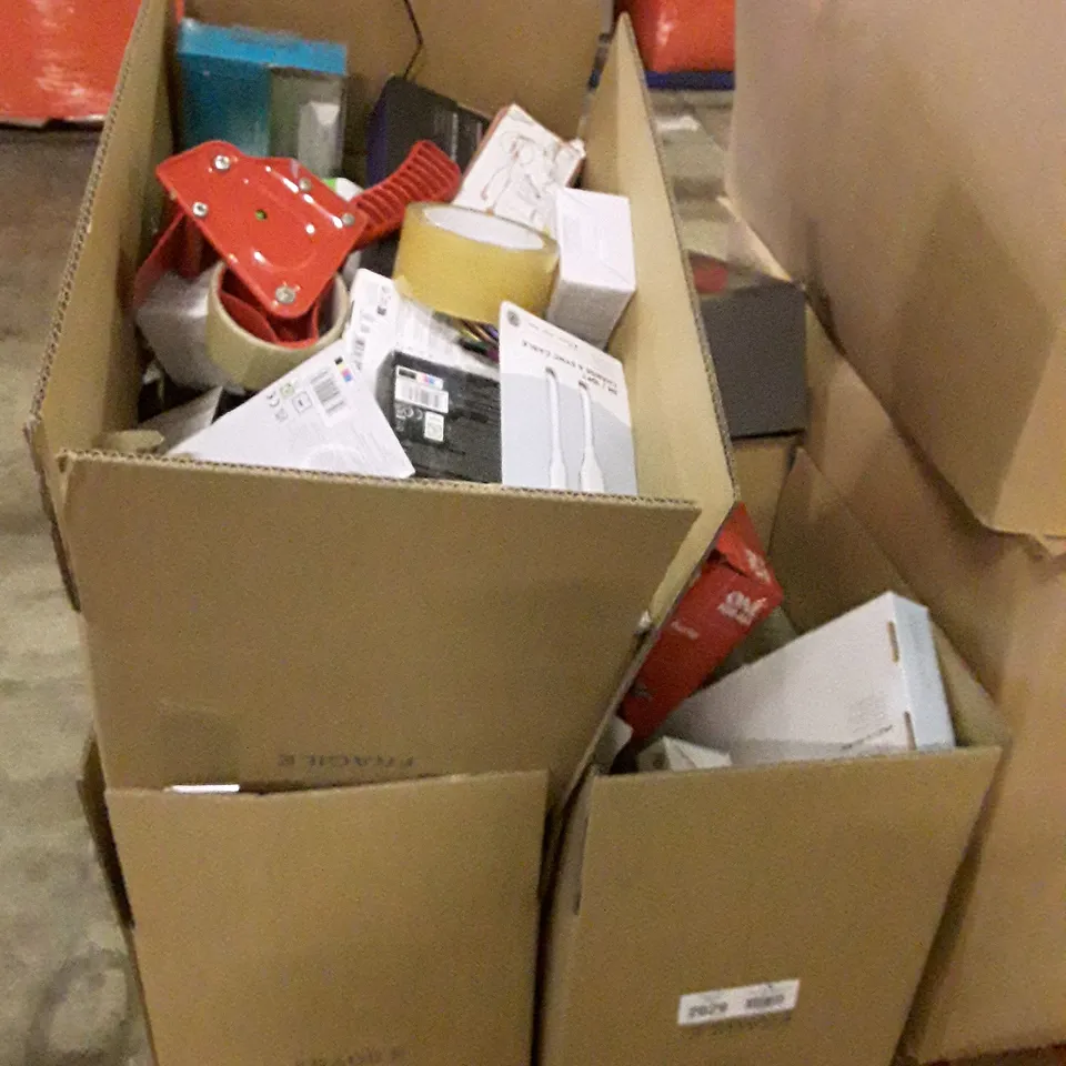 5 BOXES OF ASSORTED ELECTRONIC PRODUCTS INCLUDING KEYBOARD & MOUSE, AERIAL, HEADPHONES, UNIVERSAL REMOTE, DVD PLAYER