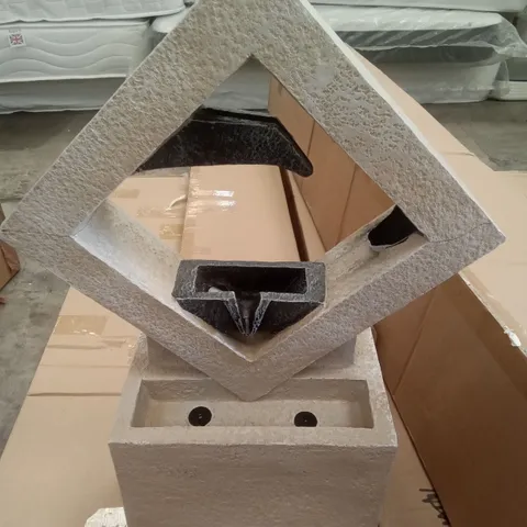BOXED DIAMOND LED GARDEN WATER FOUNTAIN