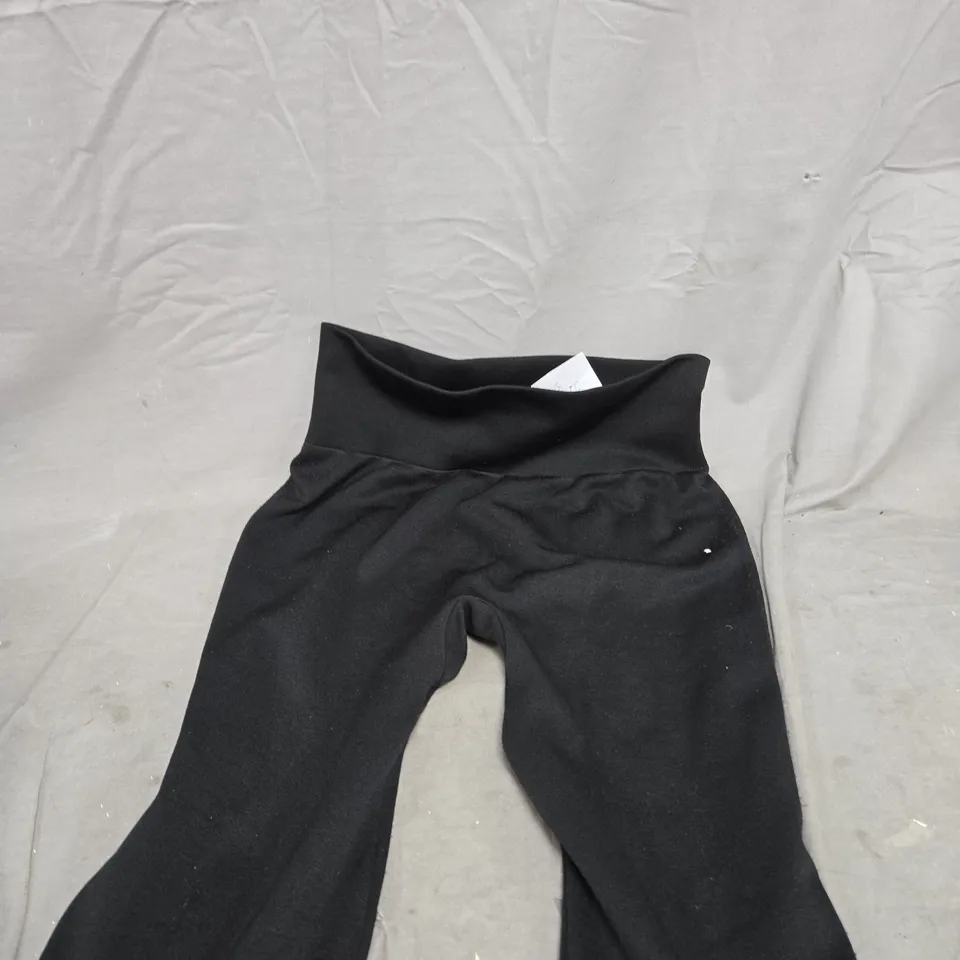 MUK LUKS BLACK LEGGINGS – SIZE L-XL