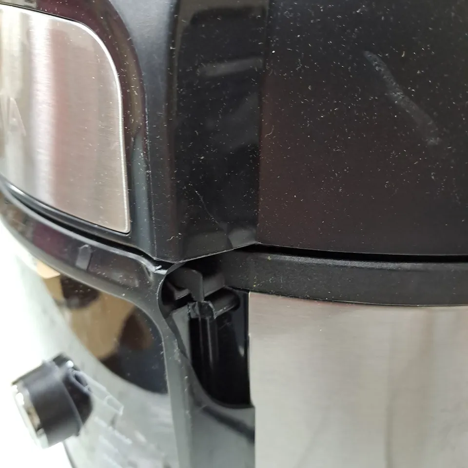 BOXED NINJA FOODI MAX MULTI- COOKER 