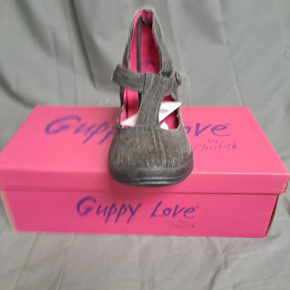 BOXED LOT OF 12 PAIRS OF GUPPY LOVE LADIES WEDGE HEEL SHOES. VARIOUS SIZES