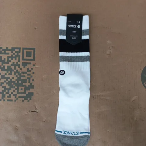 STANCE CASUAL COMBED COTTON BLEND CREW HEIGHT MID CUSHION SOCKS IN WHITE/BLACK/GREY SIZE MEDIUM