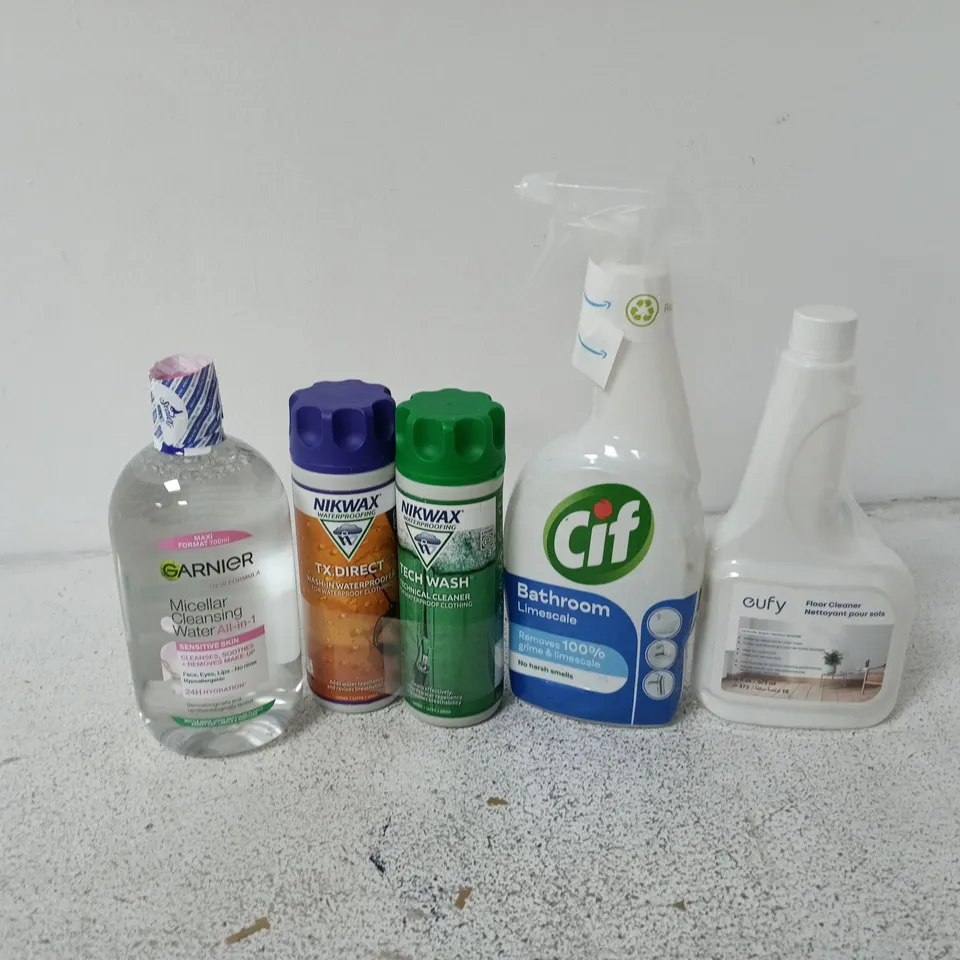 APPROXIMATELY 12 ASSORTED HOUSEHOLD LIQUID PRODUCTS TO INCLUDE GARNIER CLEANSING WATER, EUFY FLOOR CLEANER, CIF BATHROOM LIMESCALE REMOVER, ETC - COLLECTION ONLY