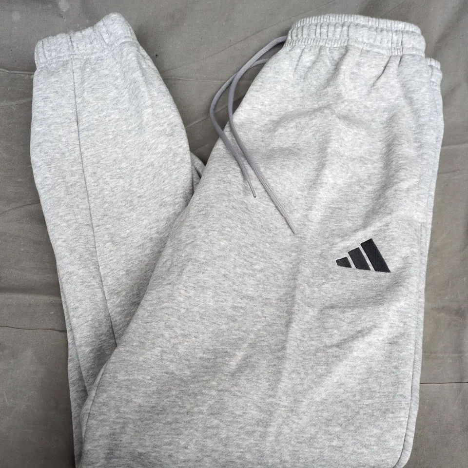 ADIDAS LOGO JOGGERS IN GREY - UK LARGE
