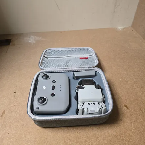 DJI MINI 4K 2SE DRONE KIT IN GREY CARRY CASE