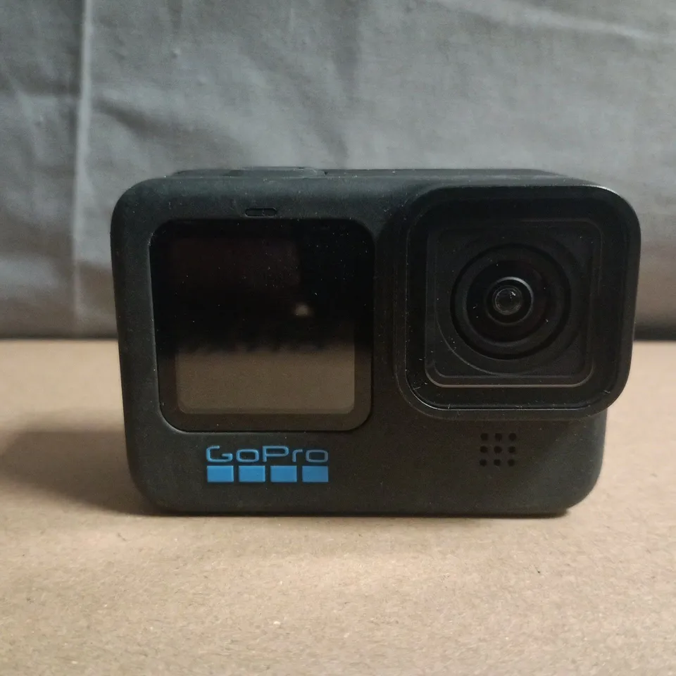 GOPRO HERO11 BLACK ACTION CAMERA