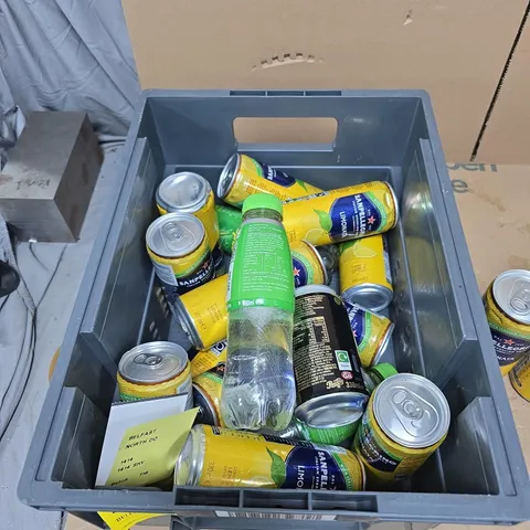 TOTE OF APPROXIMATELY 10 ASSORTED FOOD AND DRINK ITEMS TO INCLUDE: SANPELLAGRINO LEMON 