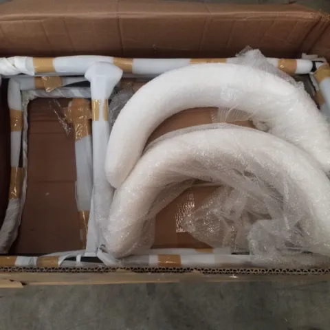 BOX CONTAINING SET OF 2 WHITE FABRIC STOOLS 