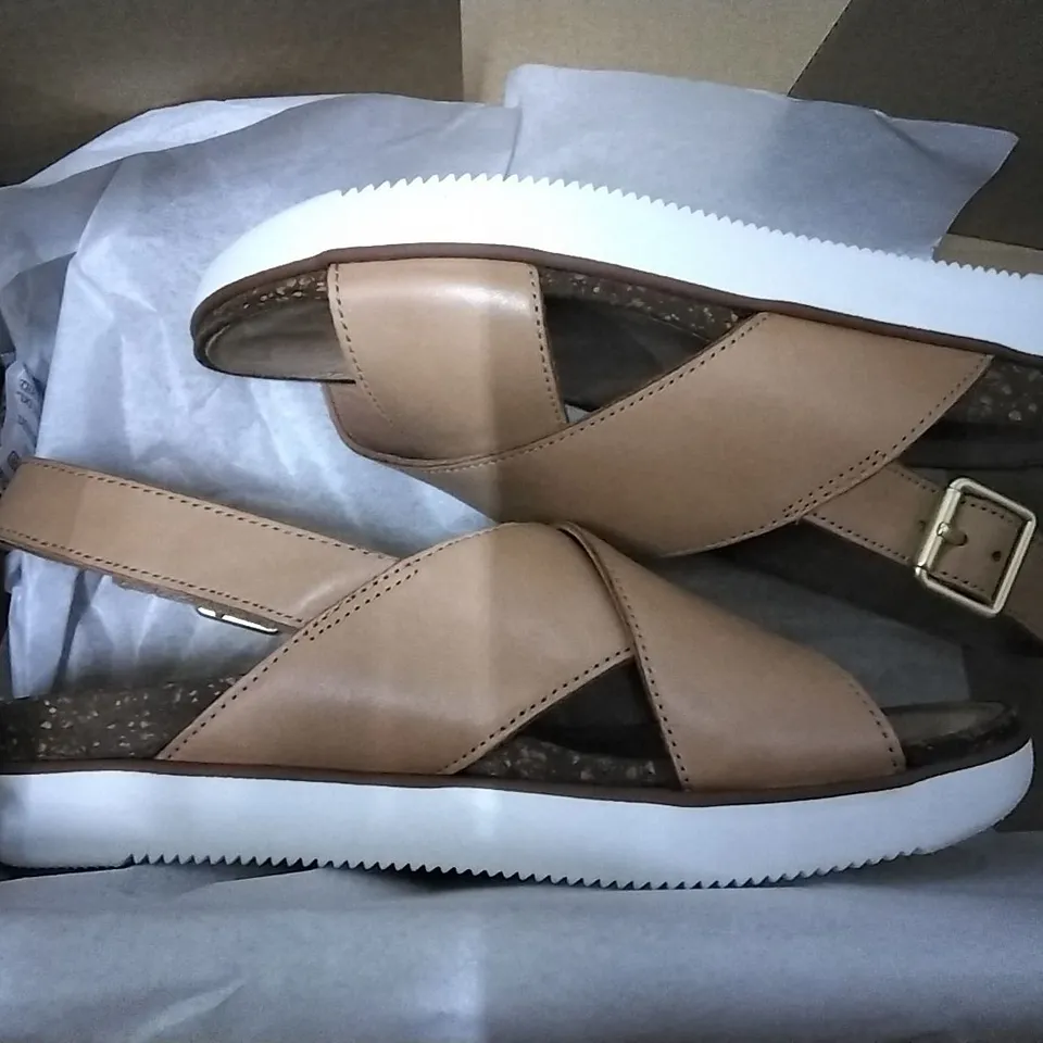 3 SHOE BOXES CONTAINING 2 × CLARKS ELAYNE SANDLE SAND LEATHER SIZE 5, MODA BY PERRA LORI ANKLE BOOT BURGUNDY SIZE 8
