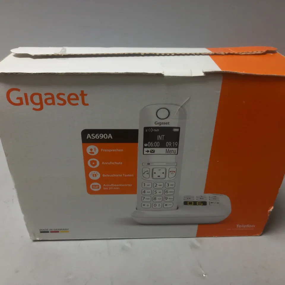 BOXED GIGASET AS690A