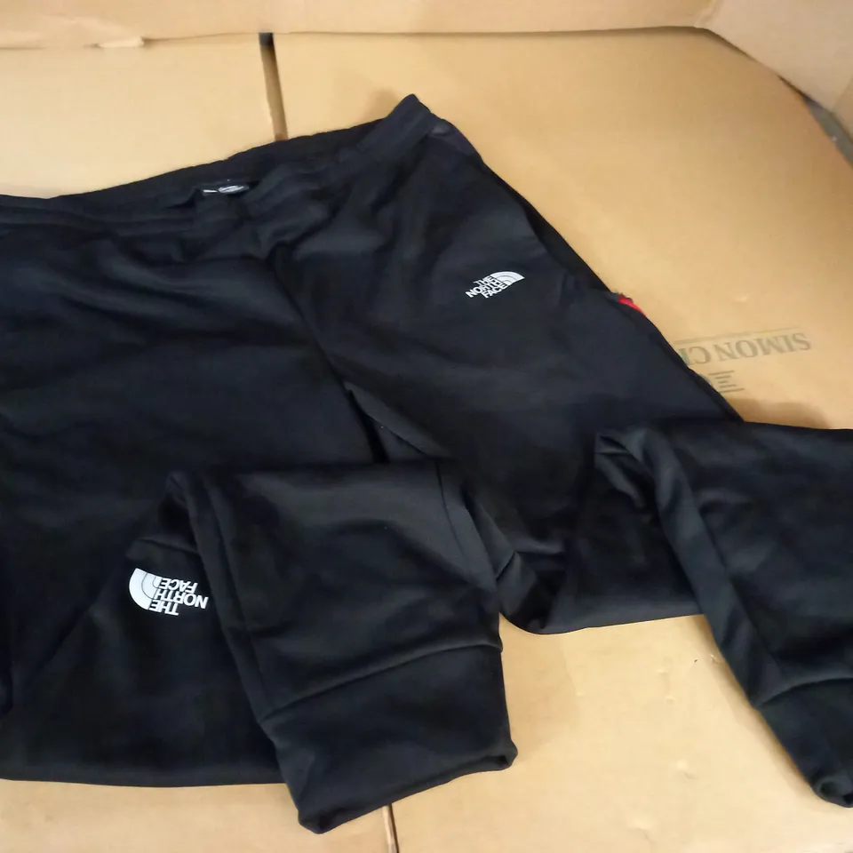 NORTH FACE MEN TRACKPANTS - L/G