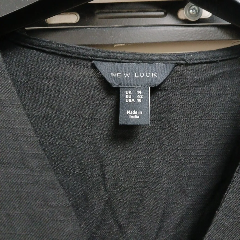 NEW LOOK V NECK BUTTON FRONT JUMPSUIT WITH BELT – UK 14