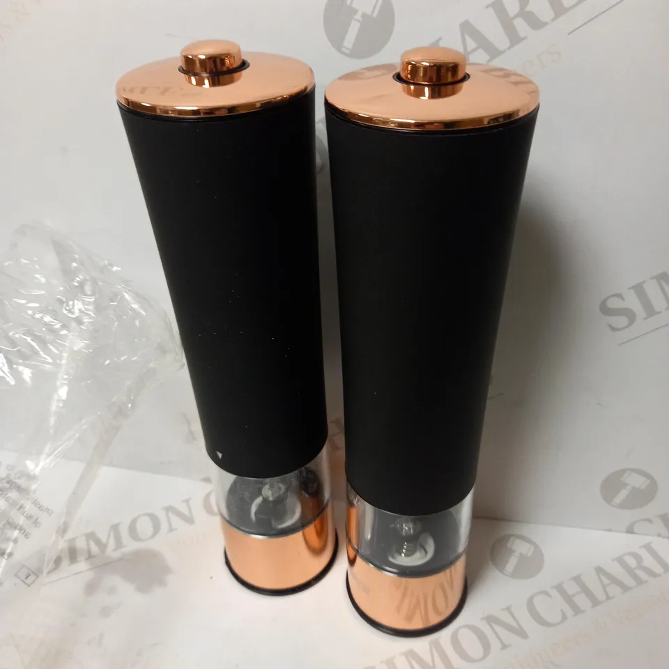 TOWER ELECTRIC SALT AND PEPPER MILL 