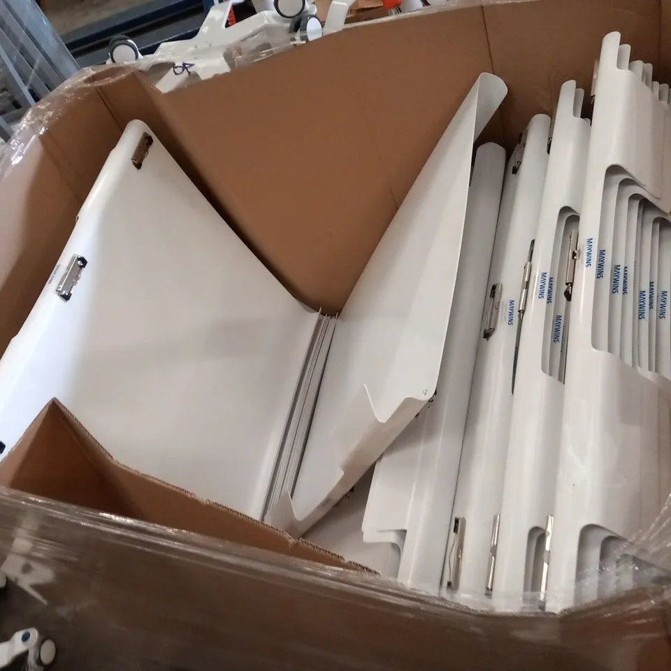 PALLET OF APPROXIMATELY 40 MAYWINS LARGE CLIP BOARDS