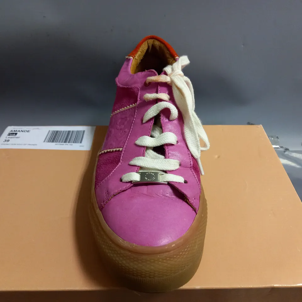 MODA IN PELLE AMANDE LEATHER TRAINER IN PINK - SIZE 39