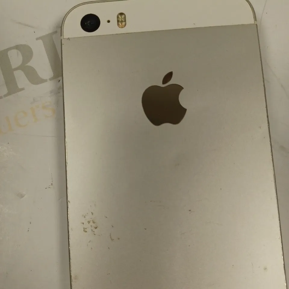 APPLE IPHONE SE SMARTPHONE 