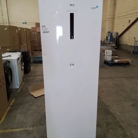 AEG FREESTANDING 59CM WIDE 186CM HIGH WHITE FREEZER -COLLECTION ONLY-