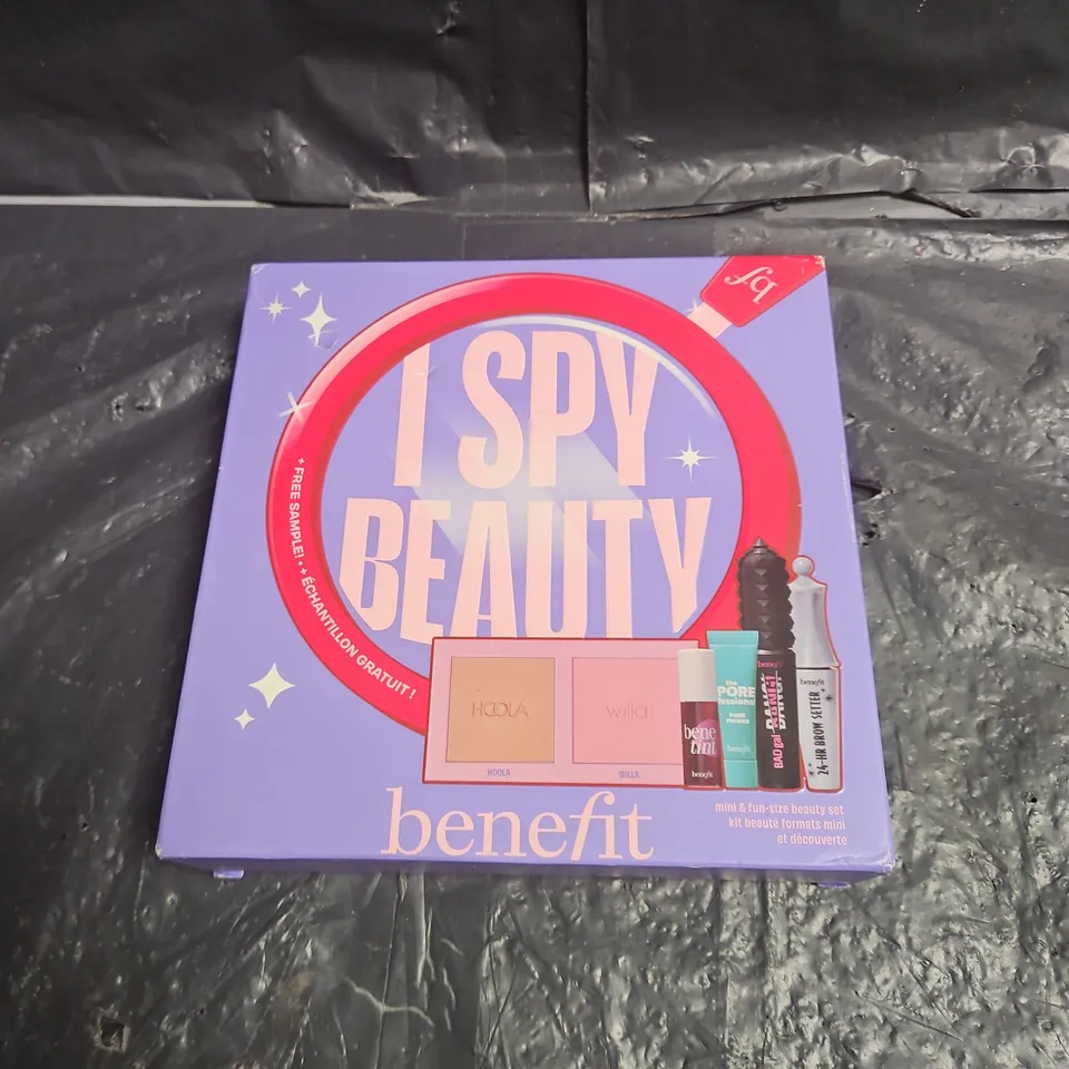 BENEFIT I SPY BEAUTY MINI & FUN-SIZE MAKE-UP SET – BOXED