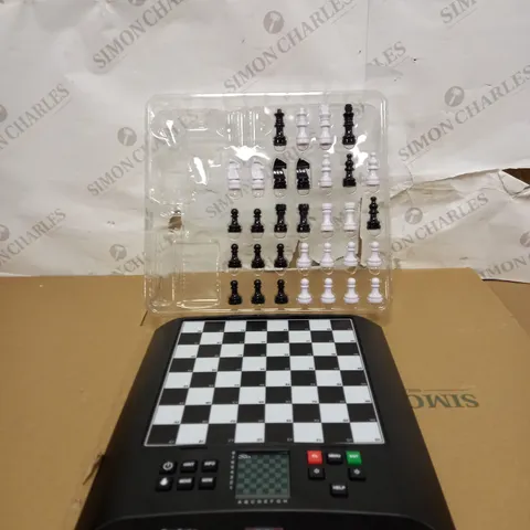 MILLENNIUM CHESS GENIUS 