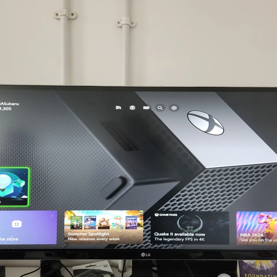 MICROSOFT XBOX ONE X 1TB GAMES CONSOLE - GRADIENT SILVER 