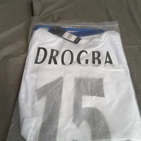 CHELSEA CLASSIC AWAY JERSEY - DROGBA PRINTED SIZE L