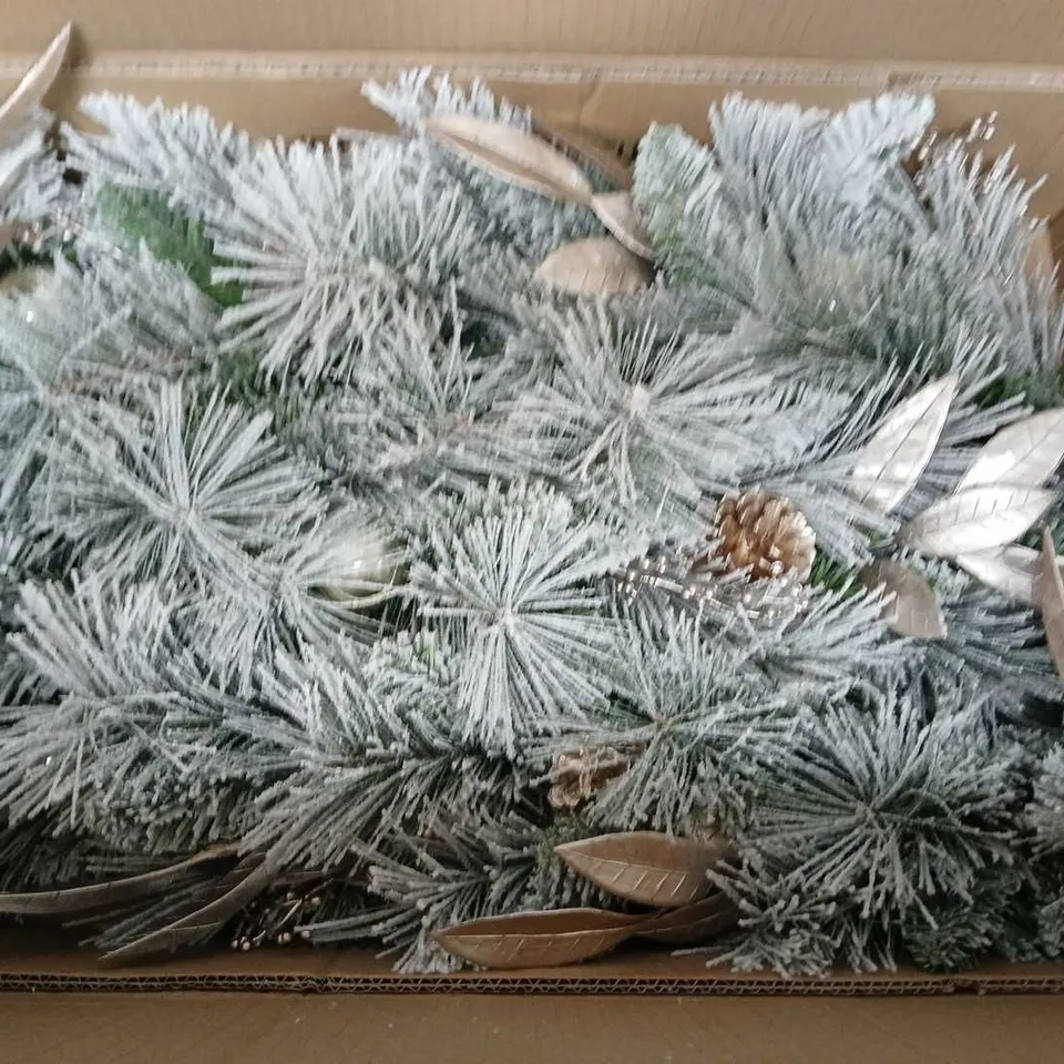 FLOCKED FOLIAGE CHRISTMAS GARLAND - 6FT