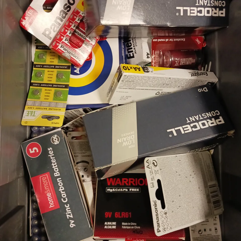 LARGE ASSORTMENT OF BATTERIES TO INCLUDE AA, AAA, BUTTON CELL ETC - COLLECTION ONLY 