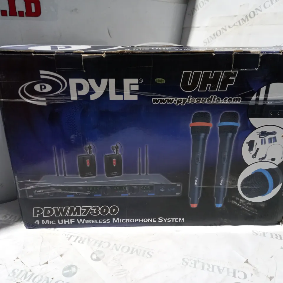 BOXED PYLE 4-MIC UHF WIRELESS MICROPHONE SYSTEM PDWM7300