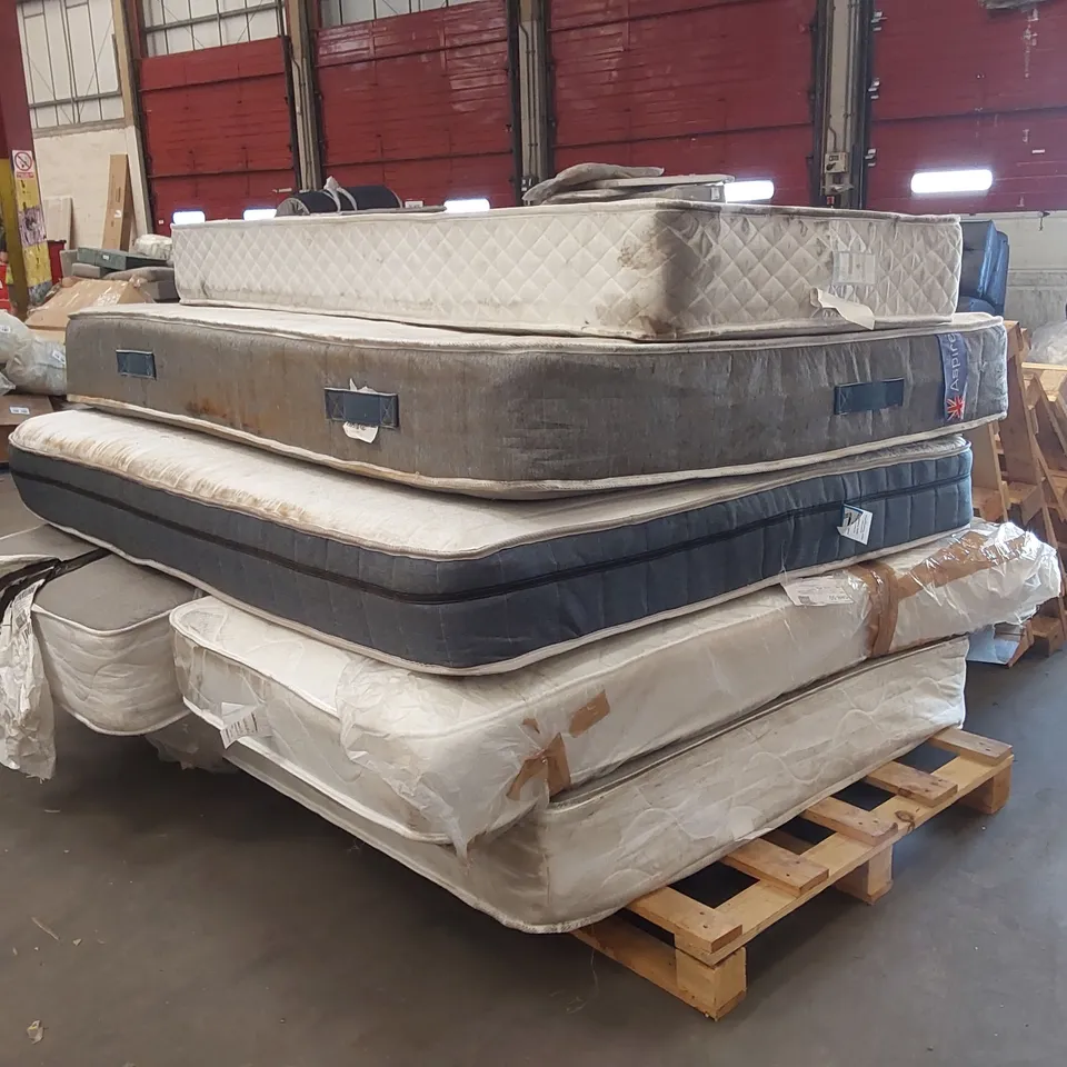 PALLET CONTAINING 6x ASSORTED MATTRESS 