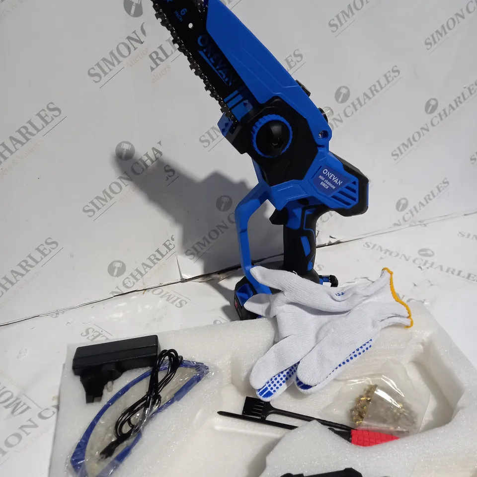 BOXED ONEVAN 6" MINI CHAINSAW 