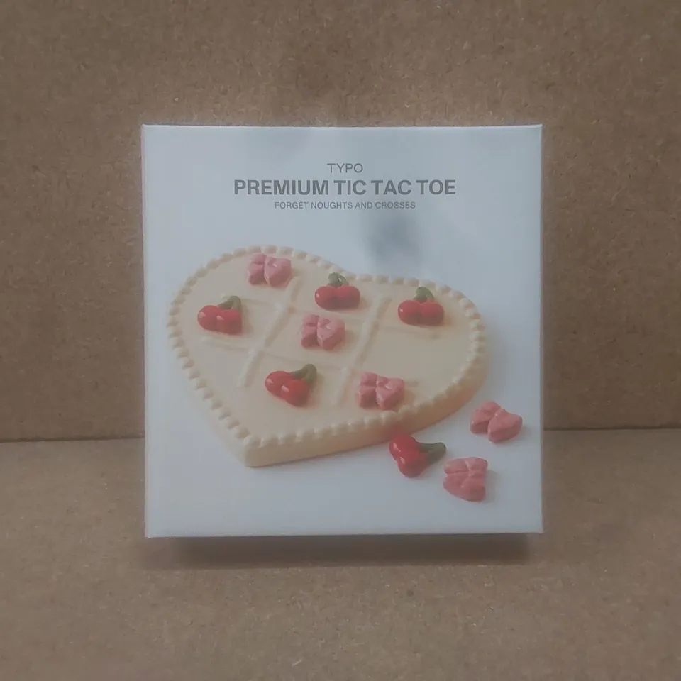 APPROX 40 BRAND NEW BOXED PREMIUM TIC TAC TOE GAME - CHERRIES & BOW DESIGN